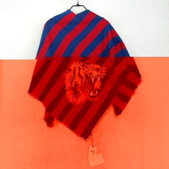 NWT Gucci Shining Tiger Head Red and Blue Stripe Scarf Wrap - Picture 3 of 10